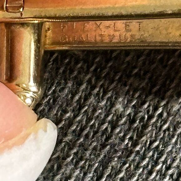 Vintage Quality RN (Registered Nurse) white & gold tone cuff links - Picture 4 of 4